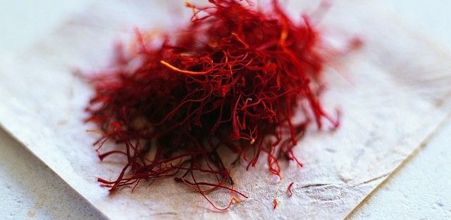 How you can differentiate real saffron from fake saffron